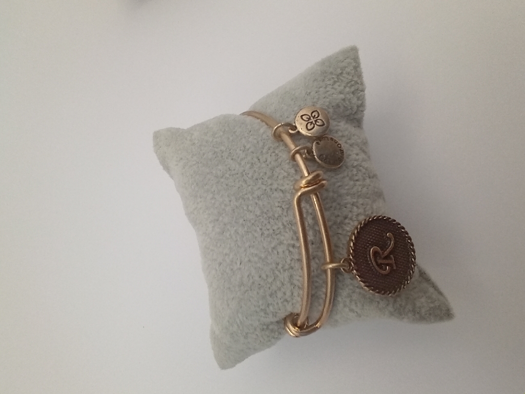 Urban Leaves ULIN018VG Bracelet Charm Gold Metal Bangle Vintage Gold Unisex - Image 1