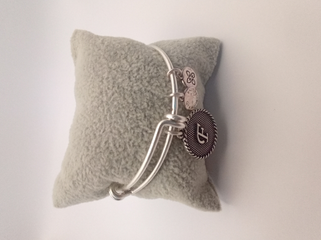 URBAN LEAVES ULIN006VS Bracelet Charm Silver Metal Bangle Vintage Silver Unisex - Image 4