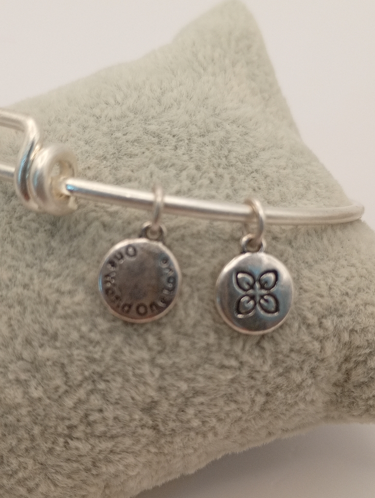 Urban Leaves ULIN023VS Bracelet Bangle Silver Metal Bangle Letter W Vintage Silver Women - Image 4