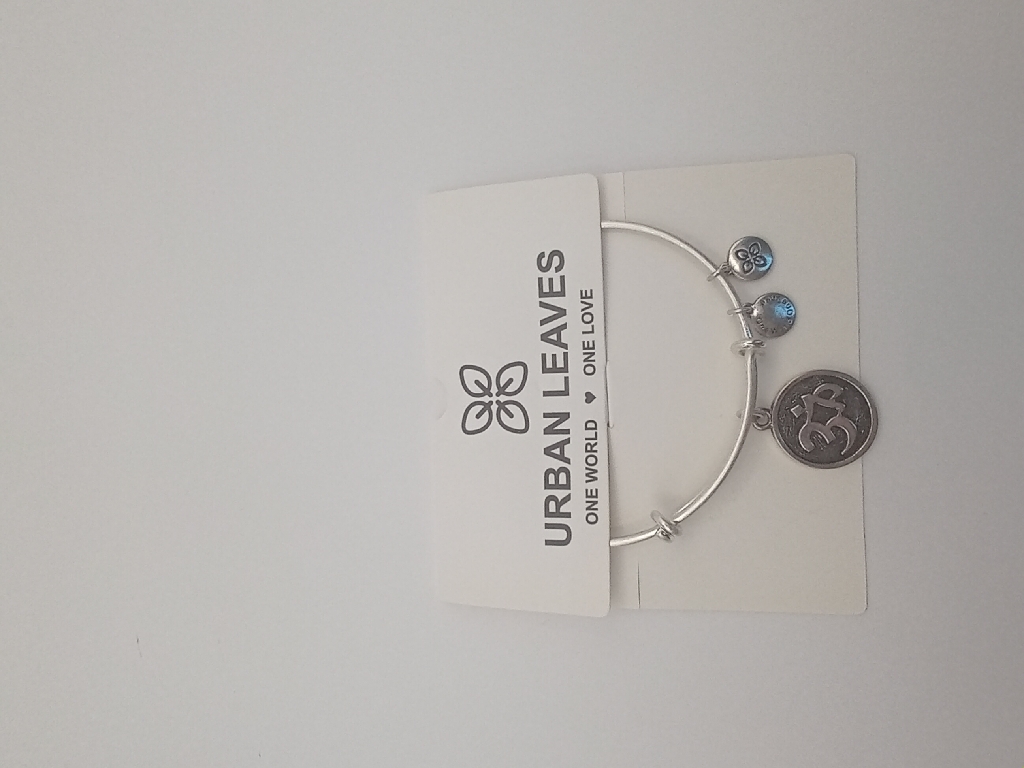 Urban Leaves ULBE004VS Bracelet Bangle Silver Metal Bangle OM Charm Vintage Silver Unisex - Image 2
