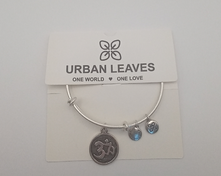 Urban Leaves ULBE004VS Bracelet Bangle Silver Metal Bangle OM Charm Vintage Silver Unisex - Image 2