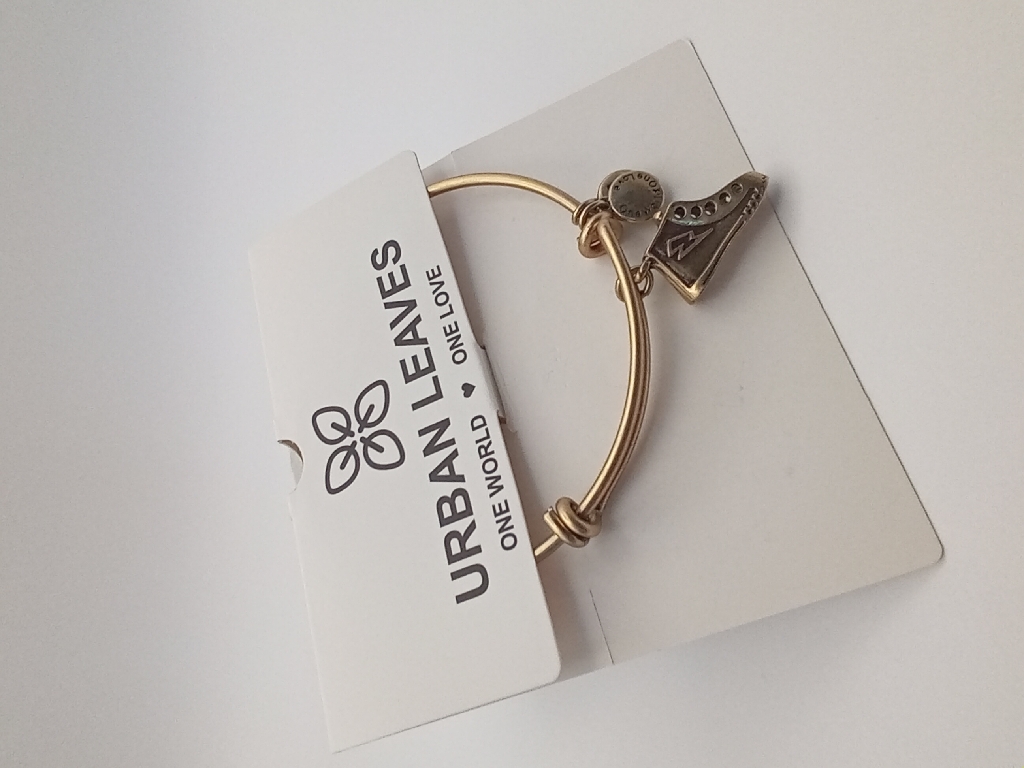 Urban Leaves ULUS001VG Bracelet Charm Gold Metal Bangle Shoe Vintage Gold Unisex - Image 6
