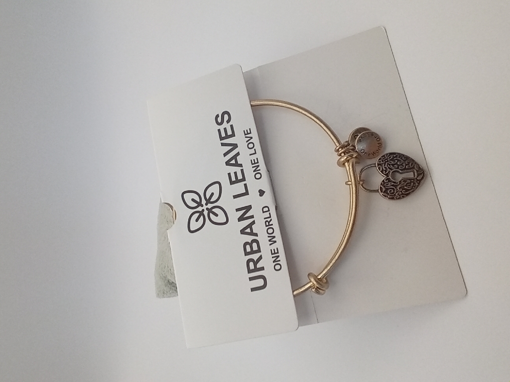 Urban Leaves ULSY005VG Bracelet Charm Gold Metal Bangle Heart Gold Tone Women - Image 5