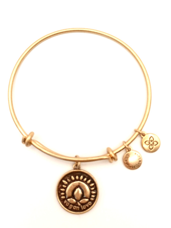 Urban Leaves German Design One World One Love Central Bangle Gold Unisex