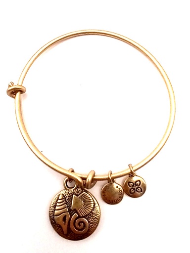 Urban Leaves German Design One World One Love Shells Bangle Gold Tone Women