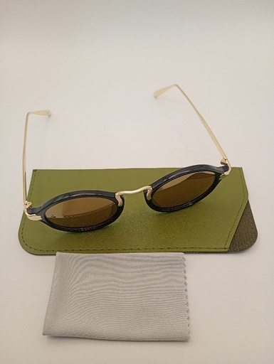 LUX-LENSES SG17SUPB1021GLDBLK Sunglasses Unisex Brown Oval Black Plastic, Metal